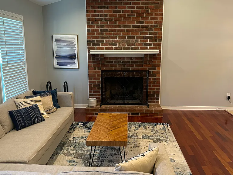 4607 Kellywood Dr — Photo 2