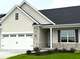 2487 Cross Ridge Rd, Perrysburg, OH 43551