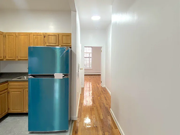 156 E 109th St #1 — Photo 7