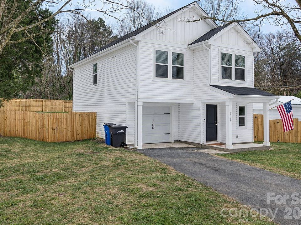 1st image of 1379 Melviney St