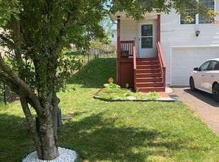 332 Brookfield St, Hartford, CT 06106
