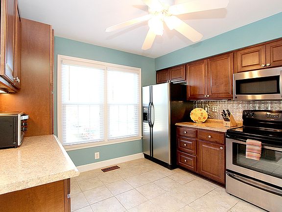 4th image of 8724 Tryal Ct