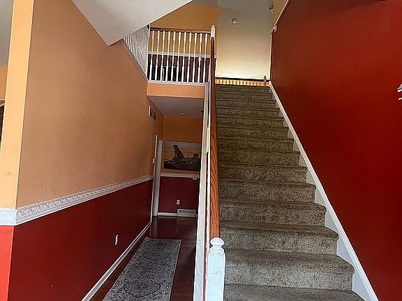 4th image of 114 Oakwood Dr