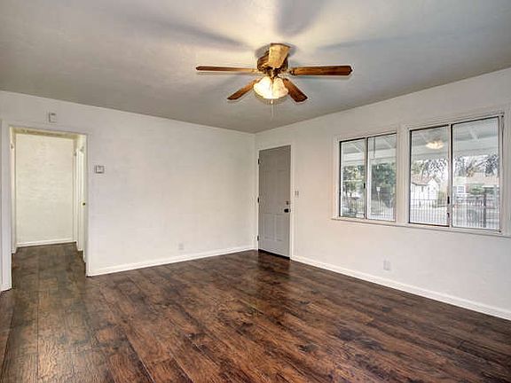 4th image of 2295 Marconi Ave