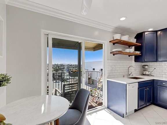 5th image of 4025 Georgia St Unit 9