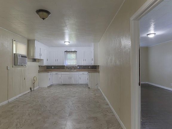 2nd image of 1301 N 57th Ave