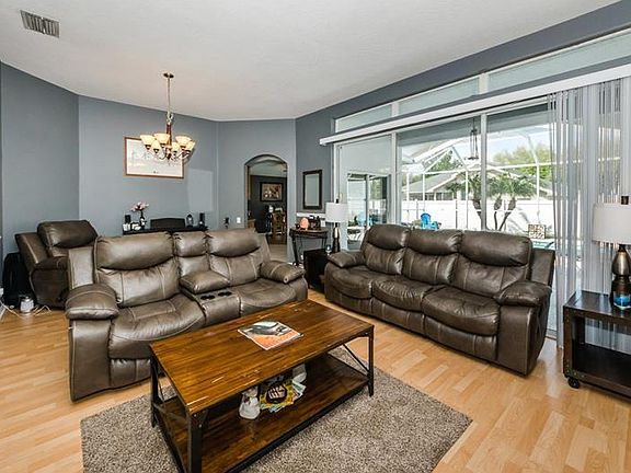 5th image of 1281 Jasmine Lake Dr