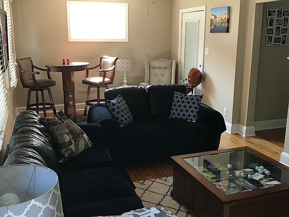5th image of 3911 Walker Ave