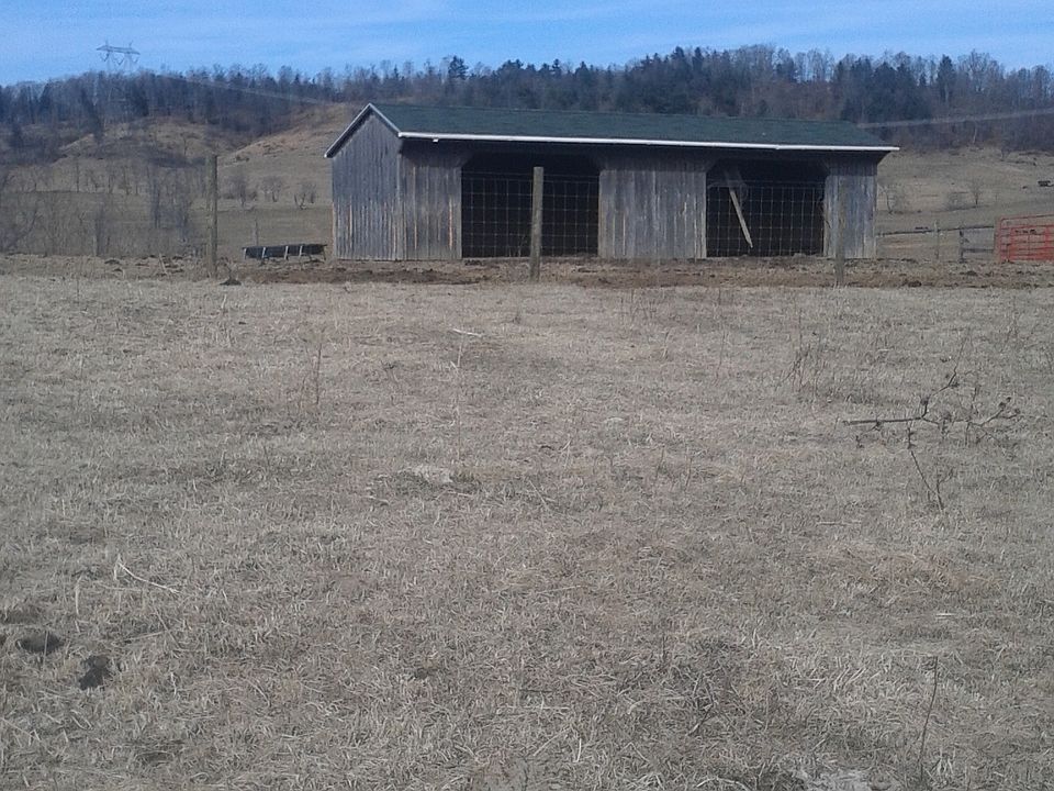 2nd image of 4501 Grayson Turnpike