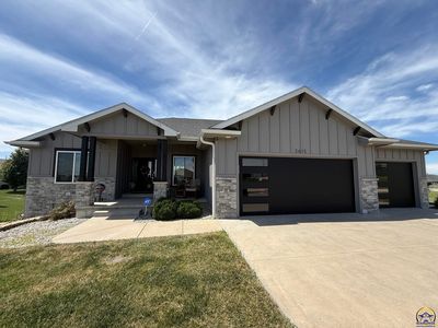 2615 Twin Lakes Dr, Emporia, KS, 66801