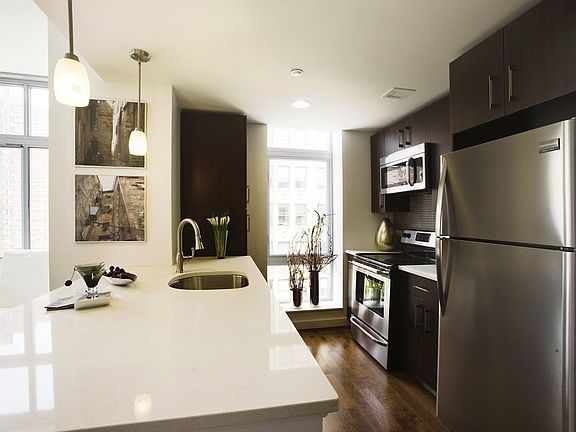3rd image of 260 W 26th St APT 11U