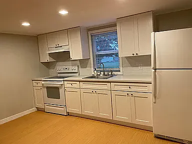 4126 Ernest Dr — Photo 2