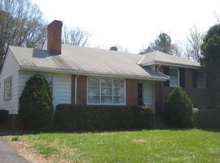 2315 Pineway Dr, Richmond, VA 23225