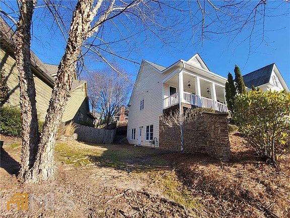 2nd image of 215 Mountain Vista Blvd