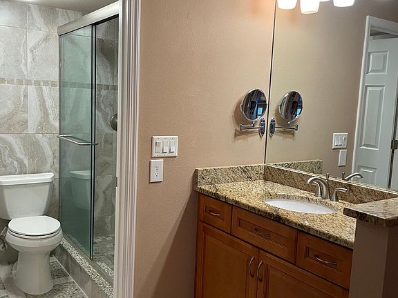3rd image of 15125 Parkside Dr #7