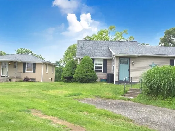 27 & 31 Elich Rd, Burgettstown, PA 15021