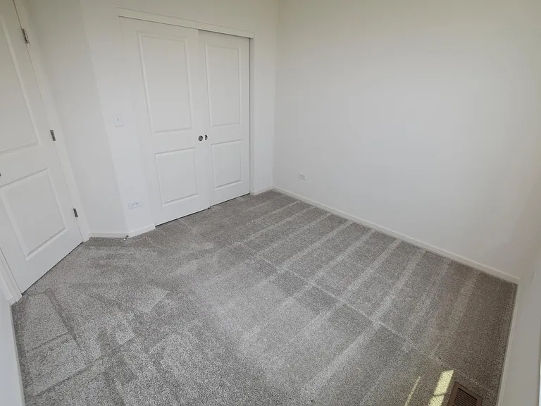 2945 Showplace Dr — Photo 26