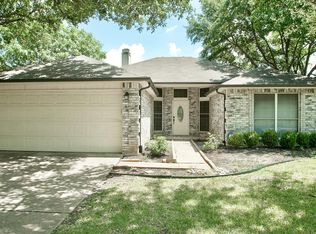 2161 Willowood Dr, Grapevine, TX 76051