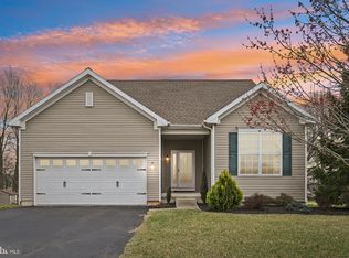 30 King Dr, Gilbertsville, PA 19525