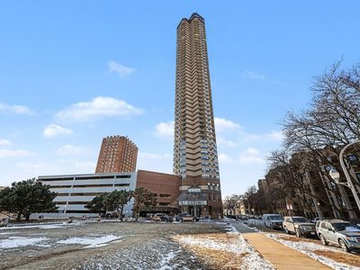 3660 N Lake Shore Dr APT 915, Chicago, IL, 60613
