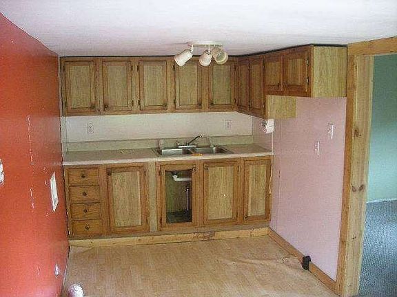 5th image of 1211 Bluefield Ave