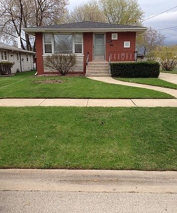 2nd image of 8747 S Meade Ave