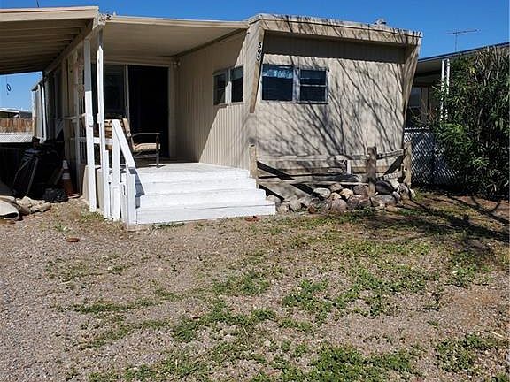 3rd image of 593 Havasu Ln