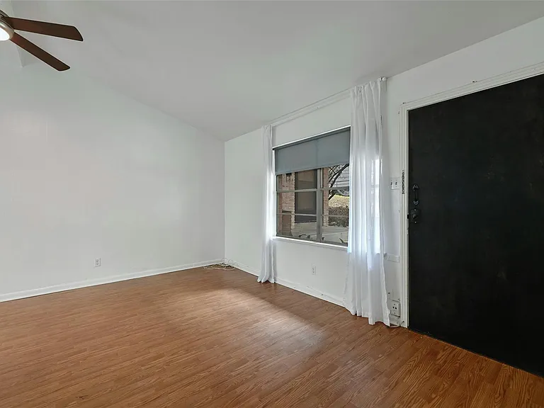 515 Pecan Grove Rd #A — Photo 5