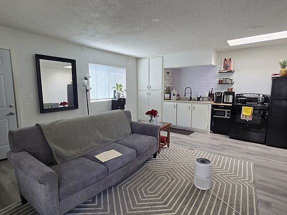 LIVING ROOM & KITCHEN
