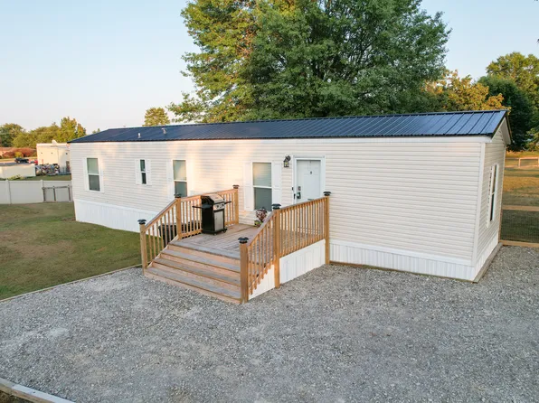 3079 Dorver Ln, North Vernon, IN 47265