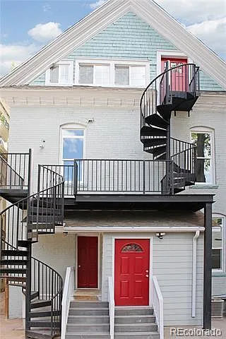 1547 N High St — Photo 3