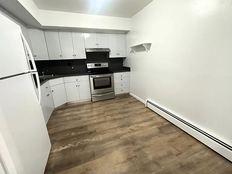 61-26 164th St #2A — Photo 5