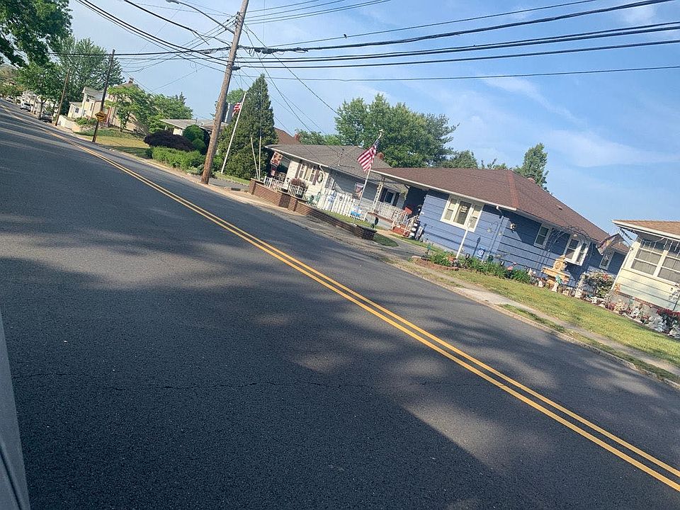 2nd image of 437 Raritan St