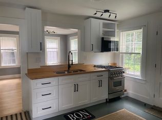 12 Lowell St, Windsor, VT 05089