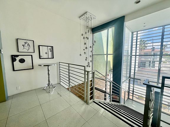 4th image of 803 N Palm Canyon Dr Unit 7