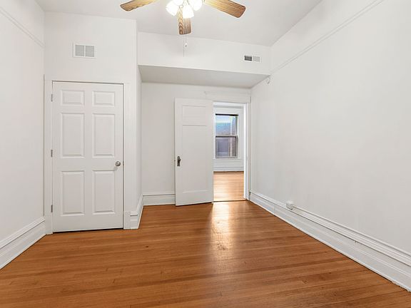 3rd image of 626 W Wellington Ave APT 3