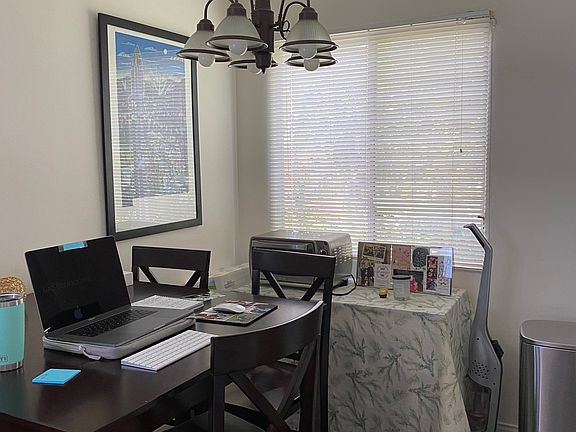 4th image of 1444 Barry Ave #1G