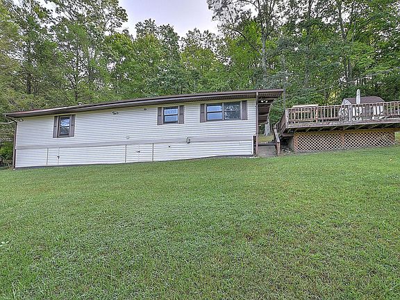 3rd image of 801 Terrace Lake Dr