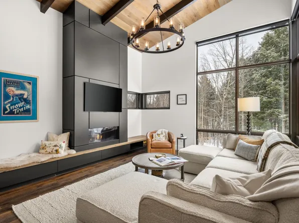 30 Natures Way #8, Stowe, VT 05672