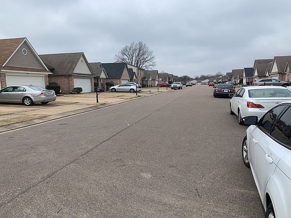 5th image of 7998 Marsha Woods Dr