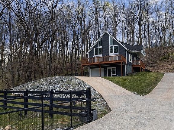 4th image of 805 Weeping Willow Rd
