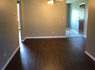 44 W 59th St, Westmont, IL 60559