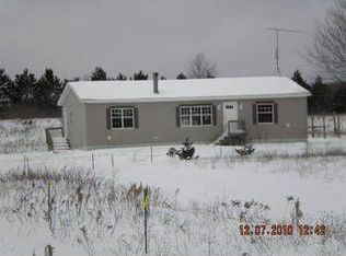 5120 Straddling Rd, Boyne Falls, MI 49713