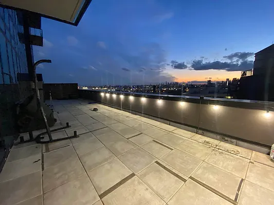 Rented by The KCI Group | media 30