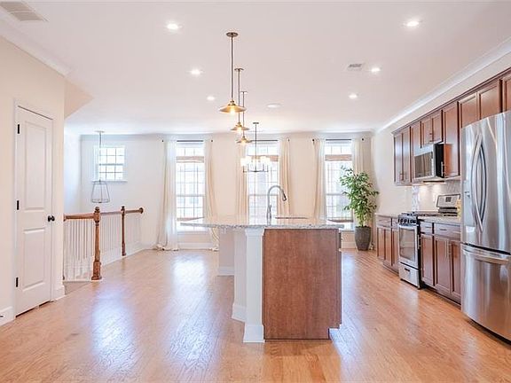 2nd image of 1059 Caruso Dr