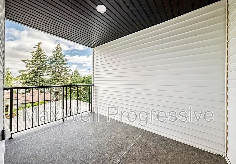 14510 95th Ave NW #MAIN FLOOR — Photo 43