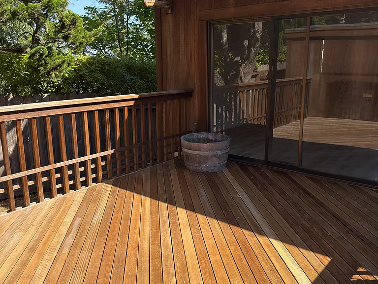 895 Marin Dr — Photo 7