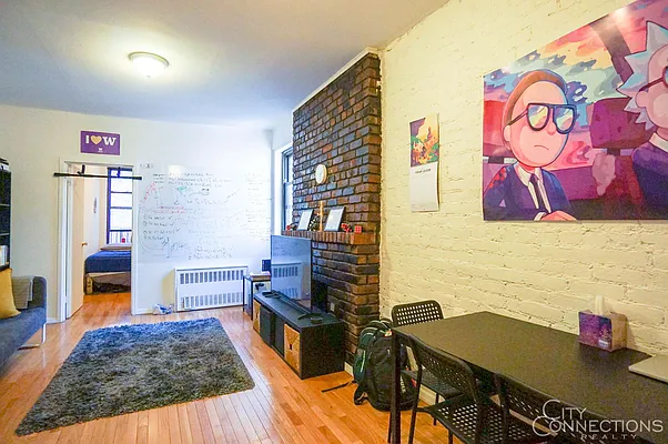 Rented by City Connections Realty | media 27