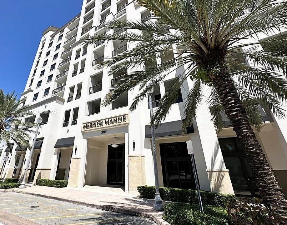1st image of 301 Altara Ave APT 308