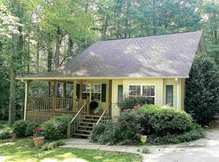 331 Modoc Dr, Cornelia, GA 30531